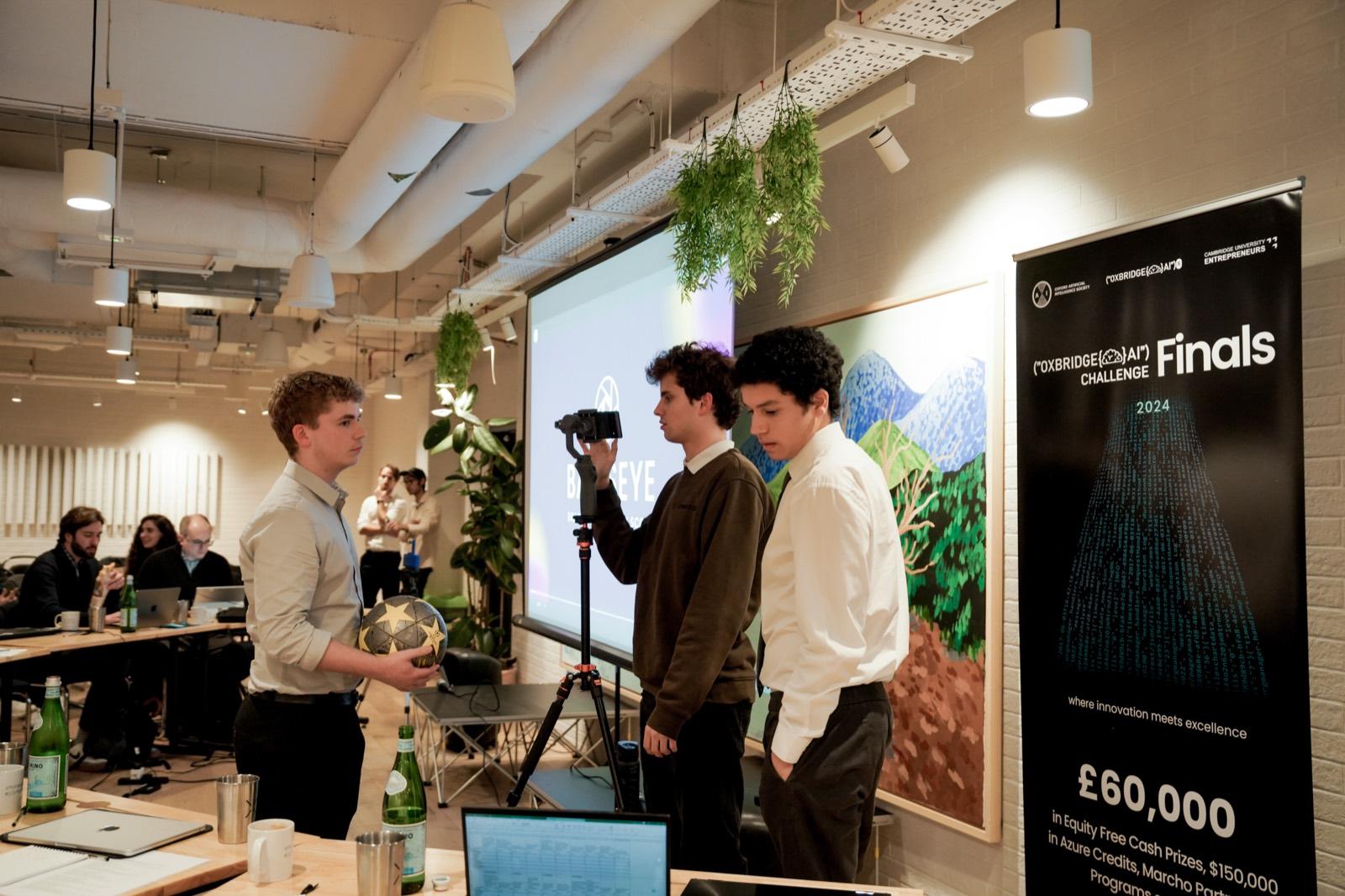 The Pitchwise team demoing the mount at an event